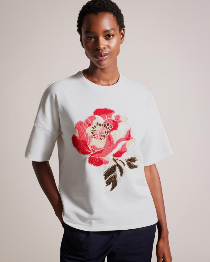 T-Shirt Ted Baker Boxy With Appliqué Flower Blanche Femme | SXB-72849734